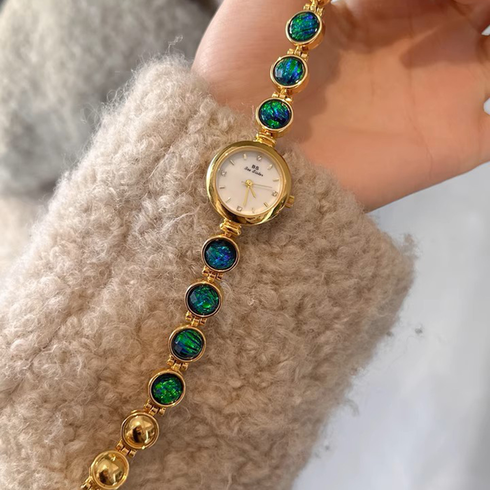 Montres de luxe pour femmes, B - Luxury Watch With Green Dial avis et prix